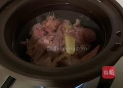 红枣鸽子汤的做法图解2