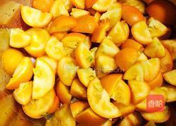 冰糖金桔的做法图解2