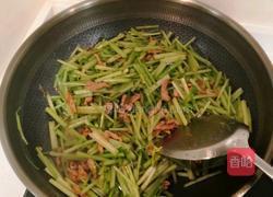 芹菜炒肉的做法图解5