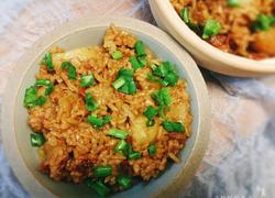 土豆火腿电饭煲焖饭