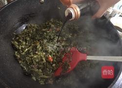 酸菜肉丁的做法图解6