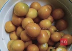 冰糖金桔蜜的做法图解2