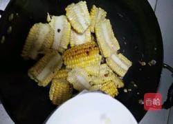 椒盐玉米的做法图解5