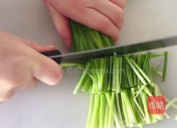 土豆片炒韭菜的做法图解4