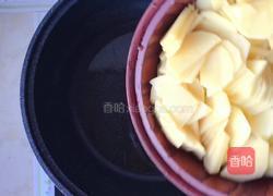 土豆片炒韭菜的做法图解6