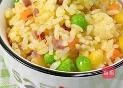 金黄鹅肝炒饭的做法图解1