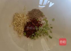 酸汤方便面的做法图解1