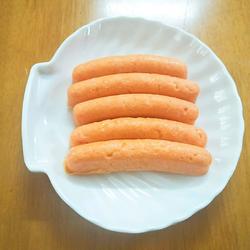 红萝卜虾肉肠的做法[图]