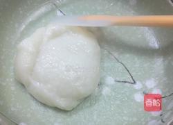 雪媚娘蛋黄酥的做法图解3