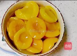 滴水不加的黄桃罐头的做法图解2
