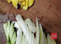 淮山炖鸡汤的做法图解3