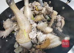 淮山炖鸡汤的做法图解7