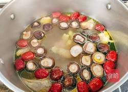 冬菇鸡汤的做法图解9