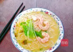 Illustration of how to make shrimp and vegetable noodles 7