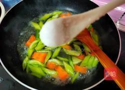 炒虾芹的做法图解8