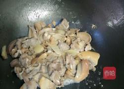 眉豆花生鸡脚河蚌汤的做法图解4