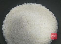 焖大米饭的做法图解1