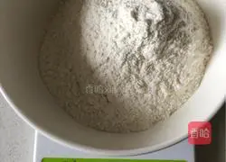 Illustration of how to make fennel fried dough sticks 1