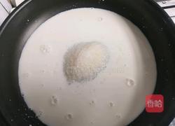 自制炼乳的做法图解1