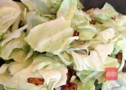 超下饭的包菜炒肉的做法图解7