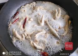 鲍汁花菇焖凤爪的做法图解4