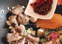 排骨炖豆角的做法图解4