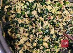 韭菜鸡蛋虾米水饺的做法图解3