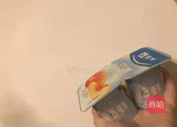 Illustration of how to make yellow peach yogurt glutinous rice balls 2