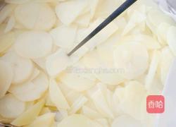 土豆海苔虾条的做法图解1