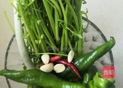 芹菜炒肉的做法图解2