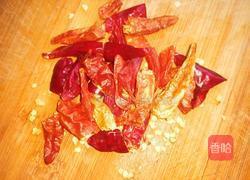 木耳炒香菇的做法图解7