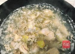 土豆烧鸡块的做法图解4