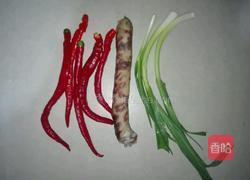 农家爆炒香肠的做法图解1