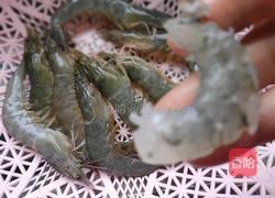 大虾蒸豆腐的做法图解1