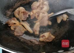 易上手的泡椒炒苦瓜的做法图解2