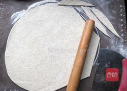 高仿版陕西油泼扯面的做法图解2