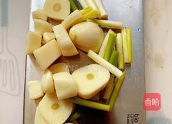 香菇西芹的做法图解3