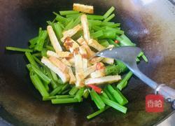 芹菜炒豆腐干的做法图解9