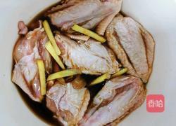 哈密瓜捞汁鸡翅的做法图解2