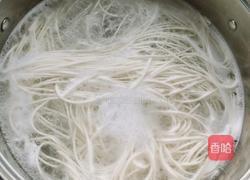 西红柿鸡蛋炒面的做法图解5