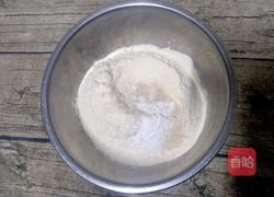 自制健康油条的做法图解1