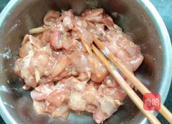 麻辣兔丁的做法图解1