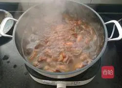 Illustration of home braised chicken nuggets 5