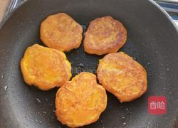 香煎南瓜饼的做法图解7