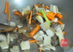 芦笋时蔬炒杏鲍菇的做法图解3