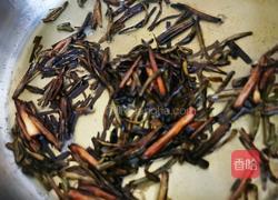 家常葱油拌面的做法图解3