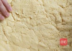 玉米饼子的做法图解1