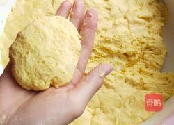 玉米饼子的做法图解2