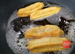 在家做个奶香味的小油条的做法图解4