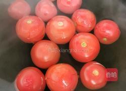 千禧果炒蛋（西红柿炒蛋）的做法图解2